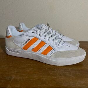 Size 9.5 - adidas Tyshawn Low White Orange Gold